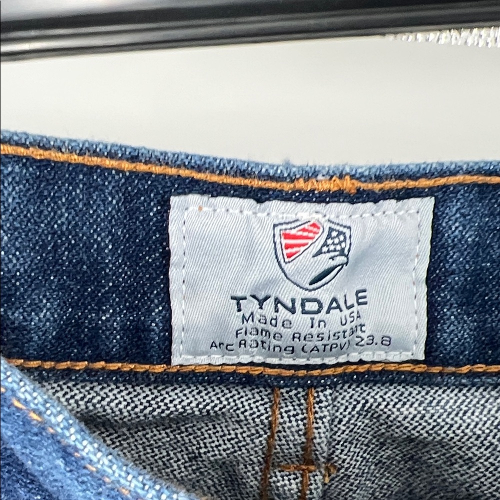 TYNDALE FR Men's Relaxed Fit Blue Jeans - Picture 2 of 9